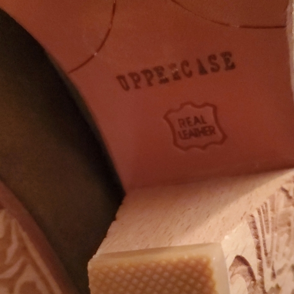 Uppercase (Sylvia) Size 7 Olive Green Suede - Picture 11 of 11